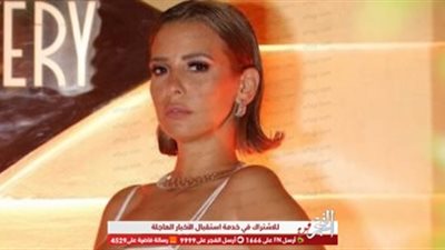 بوصلة رقص.. إيمان العاصي تبهر جمهورها على أنغام 
