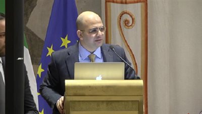  في روما.. باحث يعرض مخاطر الإخوان وتركيا وقطر