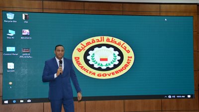 محافظ الدقهلية: أمامنا تحديات تتطلب الإخلاص في العمل