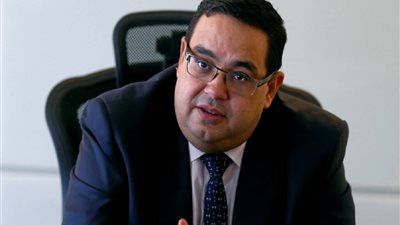 محسن عادل: تعديل قواعد القيد في البورصة يساهم في تحقيق الشفافية