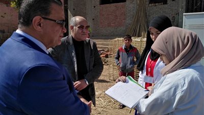 محافظ قنا: تطعيم ٥٧٩ ألف طفل ضد مرض شلل الأطفال