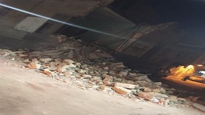 فيديو.. لحظة إلقاء سائق لودر لموظف ودهسه بحدائق القبة