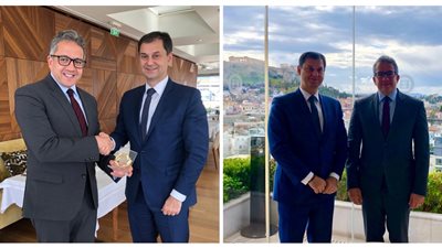 وزير السياحة والآثار يزور متاحف اليونان ويبحث الاستفادة من خبراتها