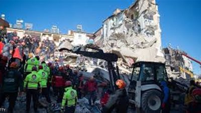 مقتل 8 أشخاص في تركيا جراء زلزال إيران 