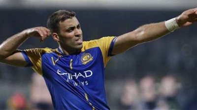 حمدالله يقود هجوم النصر أمام الحزم بالدوري السعودي