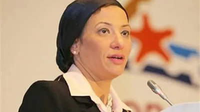 وزيرة البيئة: السيسي يهتم بمشاكل المواطنين