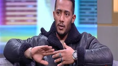 محامي الطيار أشرف أبو اليسر يفتح النار على محمد رمضان