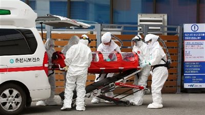 عمان تسجل أول إصابتين بفيروس 