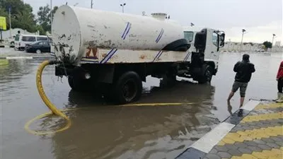 الإسكان: خدمة القرى أولى من إنشاء شبكة أمطار تكلفنا مليارات