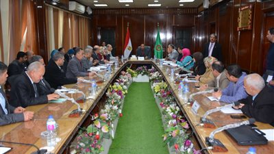 تعرف على تفاصيل اللقاء الأسبوعي لحل مشاكل المواطنين في الدقهلية 