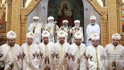 رسامة ٧ قساوسة جدد وترقية قمامصة بإيبارشية طما