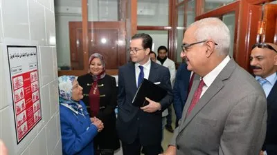 استعراض تاريخ مركز زراعة الكبد والجهاز الهضمي بحصور السفير الفرنسي بجامعة للمنصورة