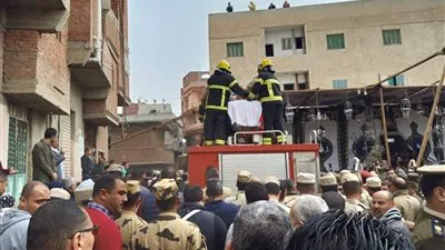 بالصور.. جنازة شعبية ورسمية بالشرقية للشهيد أحمد شحاتة 