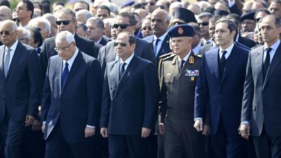 نائب سابق: تقدم السيسي جنازة مبارك يؤكد إدراكه لدوره وواجبه