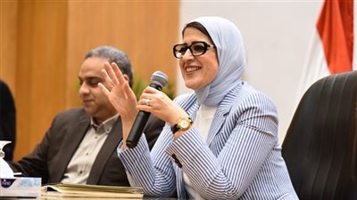 هالة زايد تحصل على جائزة التميز في 