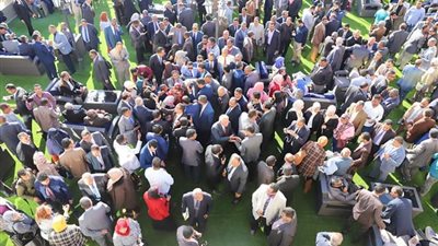 عاشور يعقد لقاءً مفتوحًا مع المحامين بأسوان