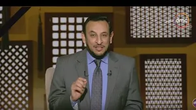 داعية إسلامي: استخدام تليفون العمل في الحديث مع الأصدقاء 