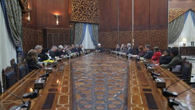 شيخ الأزهر يجري نقاشا فكريا مع مجالس حوار الأديان بألمانيا وسويسرا