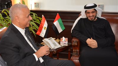 جامعة الإسكندرية تبحث مع وفد 