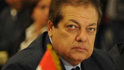 محمد أبو العينين ناعيا مبارك: كان قائدًا وطنيًا قدم لمصر الكثير