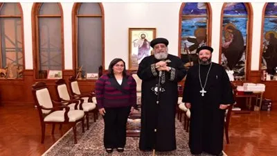 البابا تواضروس يستقبل كاهن الكنيسة القبطية في جزر فيجي 