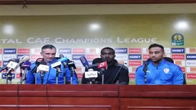 كارتيرون يكشف سبب استبعاد ثنائي الزمالك أمام الترجي بدوري الأبطال