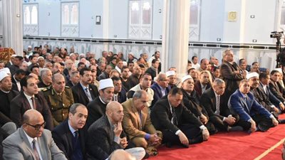 وزير الأوقاف يفتتح مسجدا بعزبة البيه في الشرقية