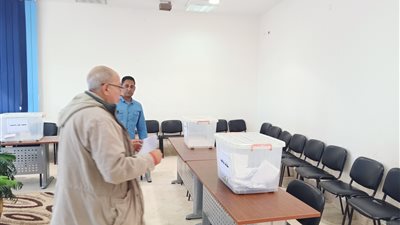 إقبال ضعيف على انتخابات التجديد النصفي لنقابة المهندسين بالغردقة (صور)