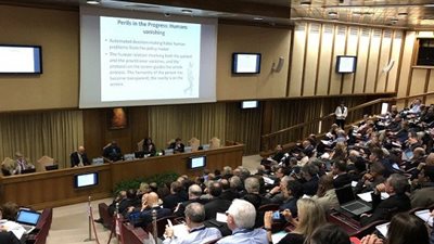 بابا الفاتيكان: الكنيسة يمكنها مساعدة ثورة الذكاء الاصطناعي على خدمة المجتمع