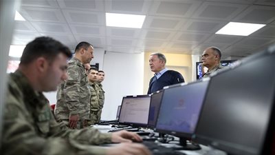 رداً على الهجوم.. تركيا تقتل أكثر من 300 من قوات النظام السوري