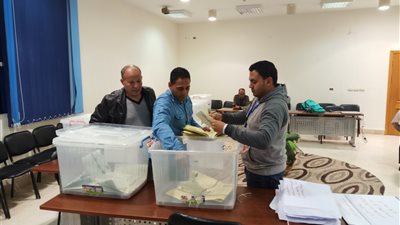 بدء فرز الأصوات في انتخابات المهندسين بالغردقة (صور)