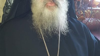 المطران عطا الله حنا يطالب الكنائس بالدفاع عن القدس