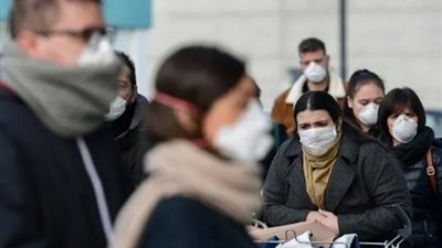 فرنسا: توقفوا عن المصافحة بالأيدي لتجنب الإصابة بفيروس كورونا