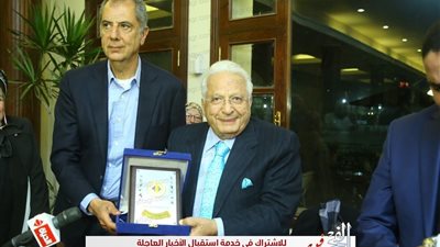 نادي الجزيرة يكرم الدكتوي أحمد عكاشة عن مسيرته العلمية 