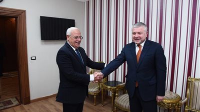 محافظ بورسعيد يستقبل سفير أرمينيا بالقاهرة 