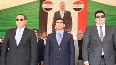 وزير الرياضة ومحافظ الشرقية يشهدان انطلاق مهرجان الهجن العربية 