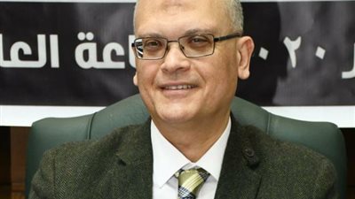 حظر التدخين نهائيا بكلية التجارة جامعة عين شمس 