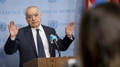 مبعوث الأمم المتحدة إلى ليبيا يطلب إعفاءه من منصبه