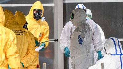 حجز أطباء وممرضين في إسبانيا بعد الاشتباه بإصابتهم بـ كورونا