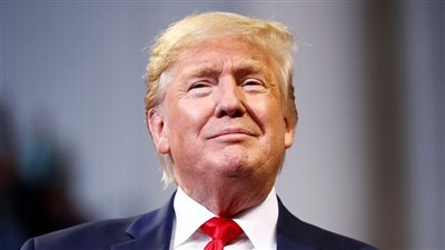 ترامب يسخر من منافسيه على الرئاسة الأمريكية