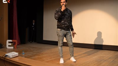 نشاط طلابي بجامعة القاهرة لتعليم المهارات الحياتية