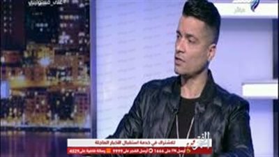 حسن شاكوش يفاجئ الجمهور ببكاء شديد 