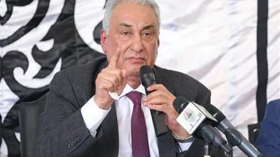 متضمنا الإنجازات.. نقيب المحامين يعلن برنامجه الإنتخابي الجديد