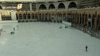 إغلاق الحرمين عقب انتهاء صلاة العشاء بساعة وإعادة فتحهما قبل الفجر