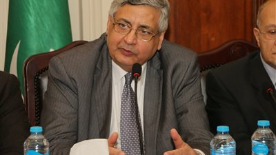 وزير الصحة الأسبق يطمئن المواطنين: لا تقلقوا من فيروس كورونا