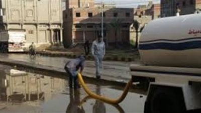 القاهرة والجيزة يستعدان للأمطار بنشر معدات الشفط