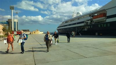 إعادة فتح ميناء الغردقة البحري بعد تحسن الأحوال الجوية