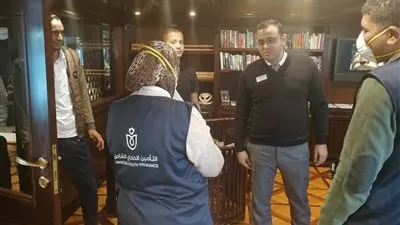 فرق سريعة لفحص جميع المخالطين والمتعاملين مع باخرة كورونا بأسوان
