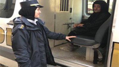 نجدة القاهرة تساعد مُسنة في صرف معاشها وإعادتها لمسكنها 