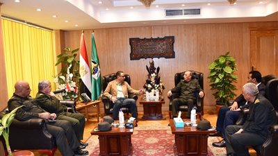 محافظ الفيوم ورئيس 